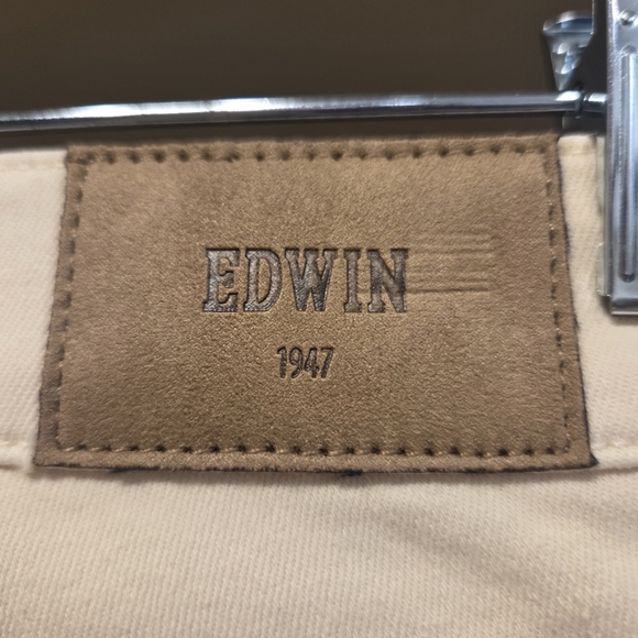 Edwin Pixie Mid-Rise Cropped Skinny Jeans- In Vanilla - Picture 10 of 13